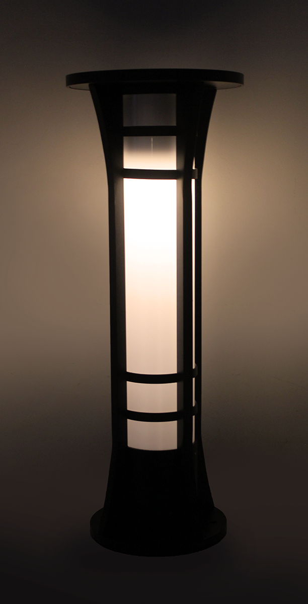 Black industrial bollard light with LEDs and a solar panel, featuring a powder-coated finish and a polycarbonate lens.