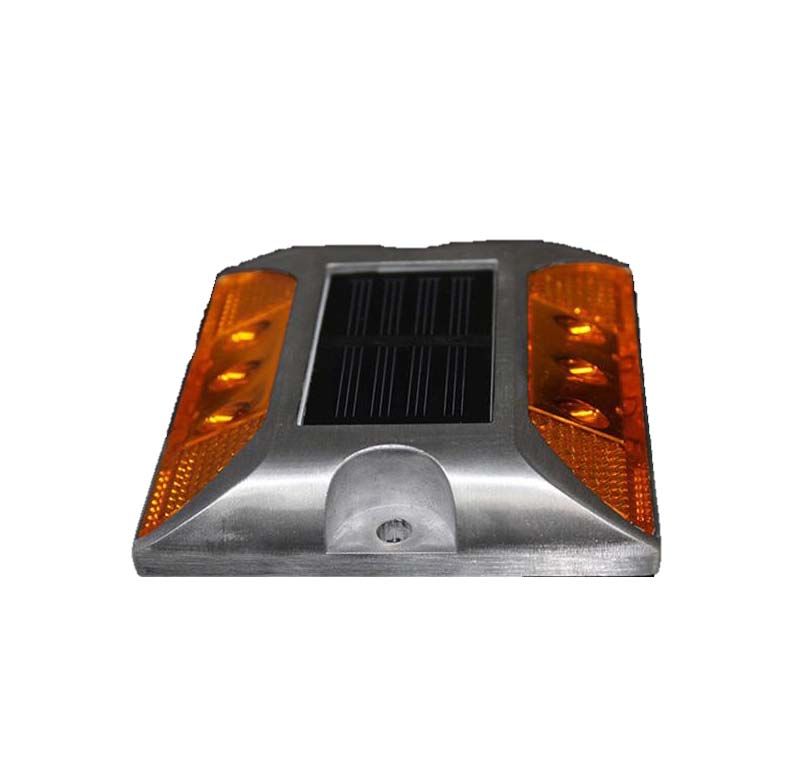 Solar powered LED road stud light in amber